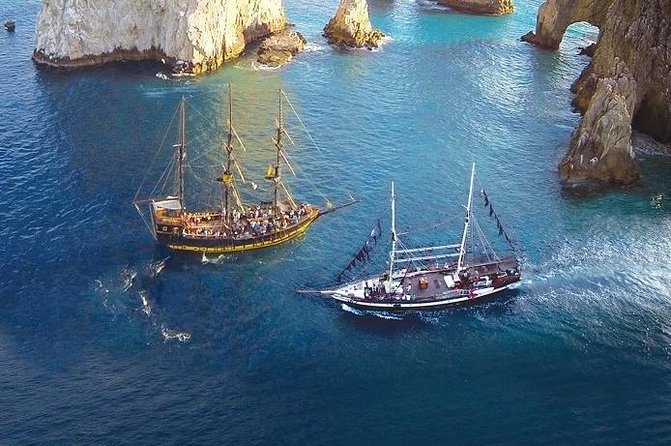 Pirate Ship Sunset Dinner and Show in Los Cabos - A pirate show with Cabo’s sunset as the backdrop