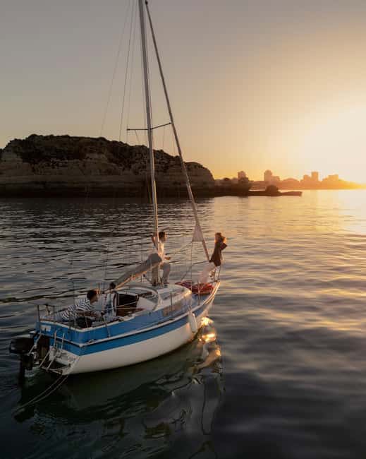 Portimão: Sunset Private Sailing Tour for Couples - Key points at a glance