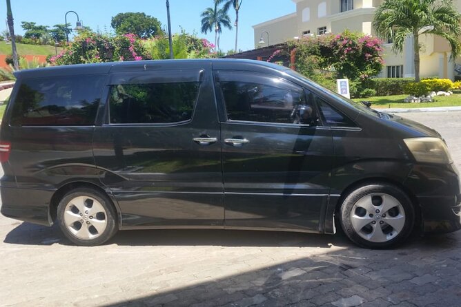 Private Airport Transfer to Couples Swept Away Negril - The Return Ride From Negril