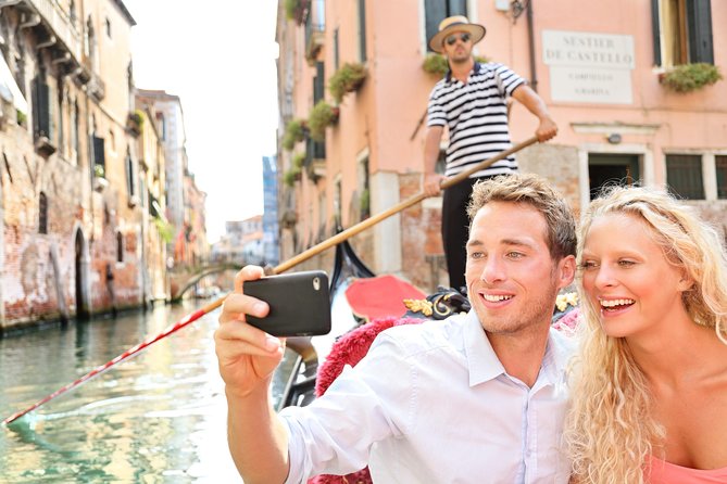 Private Crafted Gondola Ride on the Grand Canal - What the Thirty Minutes Really Means