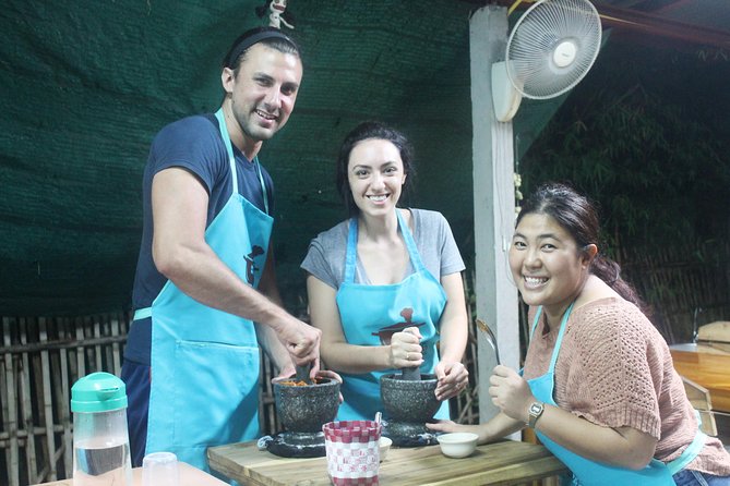 Private Dinner Cooking Class with Benny in Chiang Mai - Why the recipe book matters