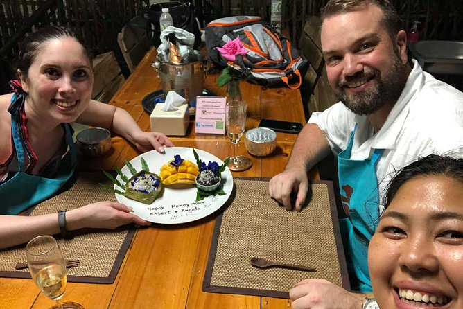 Private Dinner Cooking Class with Benny in Chiang Mai - What the private format is worth
