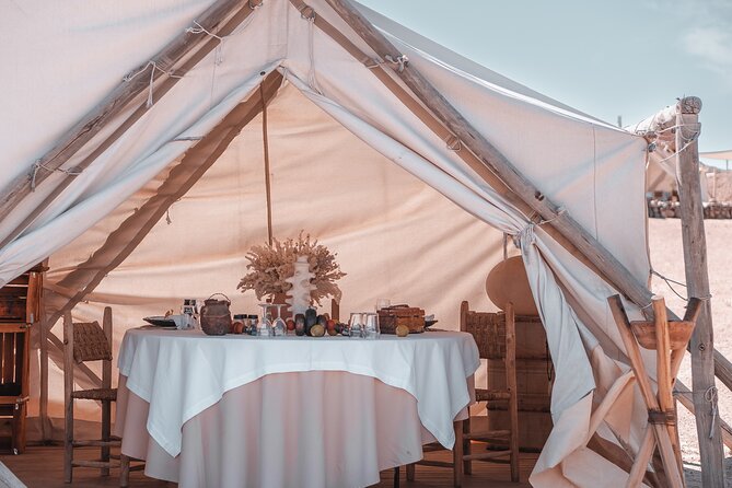 Private Dinner under the Stars & entertainment and Dromedary in Agafay - Tea, a private tent, and your own outdoor corner