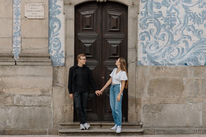 Private Photography Session for Couples in Charming Porto City - Finishing beside Dom Luís Bridge