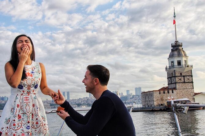 Private Proposal Tour in Bosphorus - Meeting the boat near Kabataş