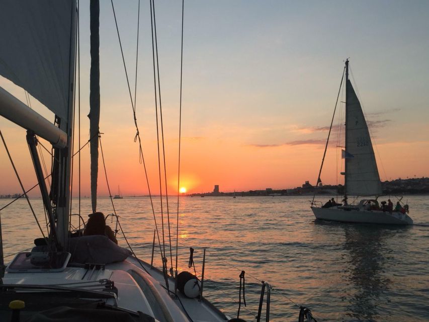 Private Romantic cruise with sparkling wine- 2-Hour- Lisbon - Is $305 good value for two?