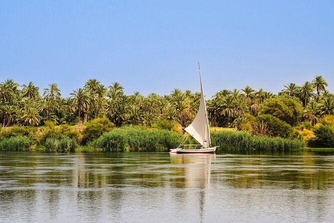 Private Romantic Dinner on the Nile - A private dinner instead of a crowded Nile cruise