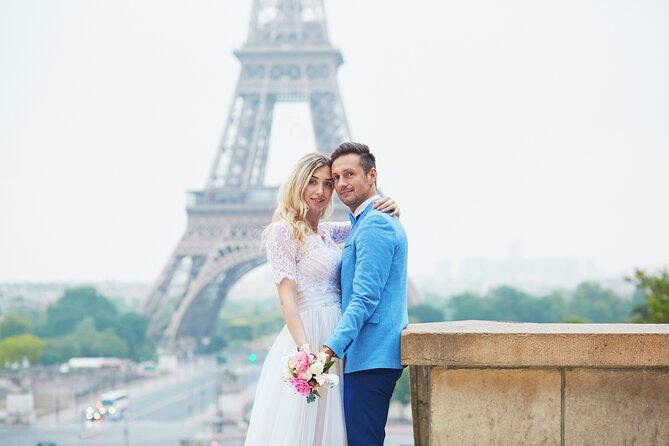 Private Romantic Photoshoot in Paris with Bouquet of Flowers - How to prepare for your hour