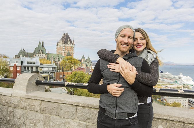 Private Romantic Stroll in Quebec Walking Tour for Couples - Morrin Centre and the English side of Quebec City