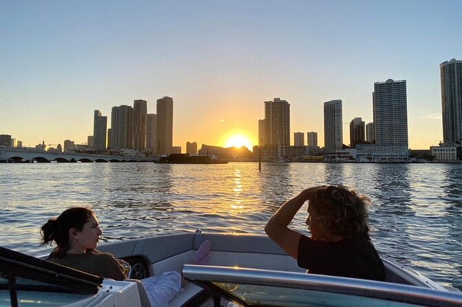 Private Romantic Sunset Boat Cruise in Fort Lauderdale! - Why the no-wake speed matters