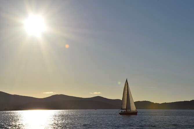 PRIVATE Romantic Sunset Boat Tour Zadar with Local Wine 1,5h - Who should book this Zadar boat tour
