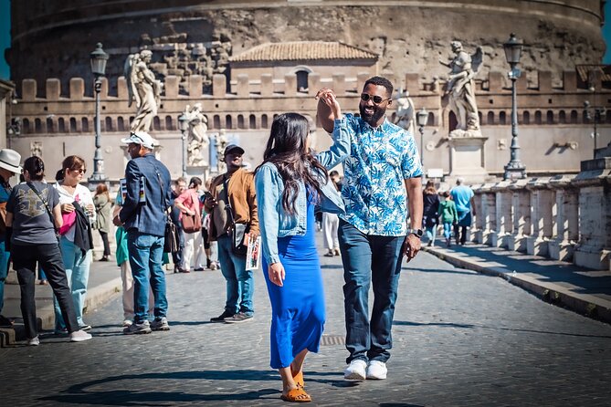 Professional Shooting in the most Romantic Places of Rome - The Colosseum backdrop and its limits