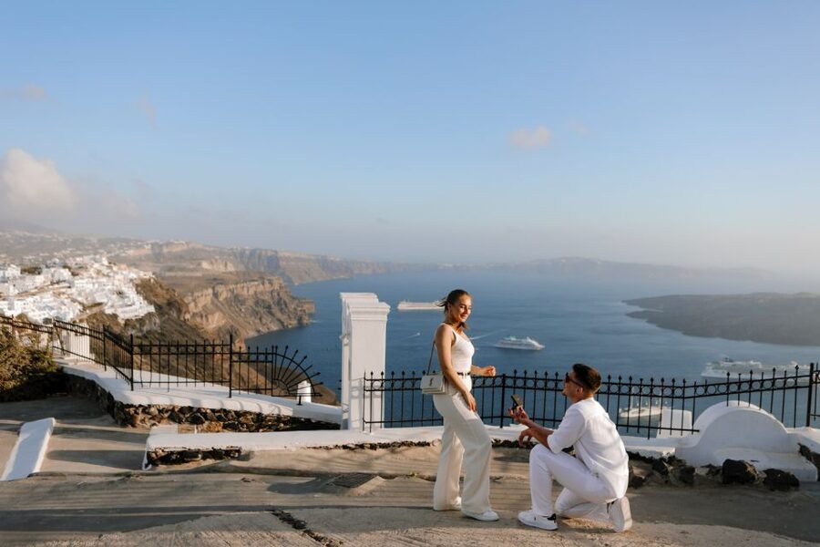 Proposal Photographer in Santorini - The proposal moment and the photographs after it