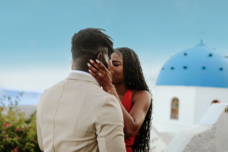 Proposal Photographer in Santorini - Is $303 good value for Santorini proposal photos?