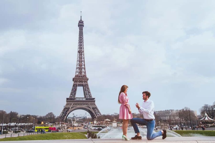 Proposal Photoshoot - A Proposal Built Around Your Story