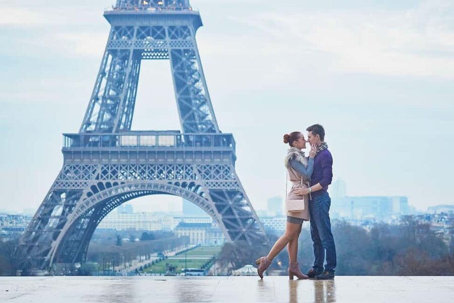 Proposal Photoshoot - Meeting at Trocadéro for the Eiffel Tower View