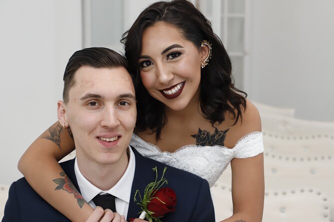 Quickie Las Vegas Wedding at Paradise Wedding Chapel - Getting the Nevada marriage license first