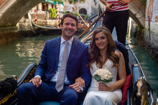 Renew your wedding vows on a romantic gondola - Cruising the Grand Canal before the ceremony