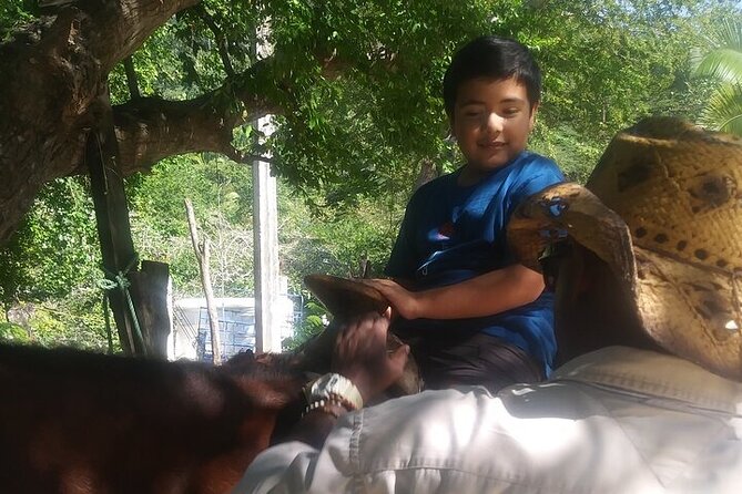 Rey Spearo - Enchanting And Romantic Custom Created Tours - Edenva Parque Ecoturistico and natural water