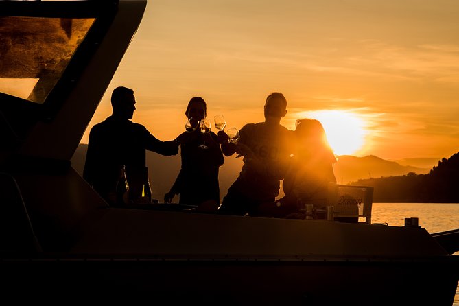 Romance in Cinque Terre: a boat trip at sunset, aperitif onboard - Why Seeing Cinque Terre From a Boat Changes the Evening