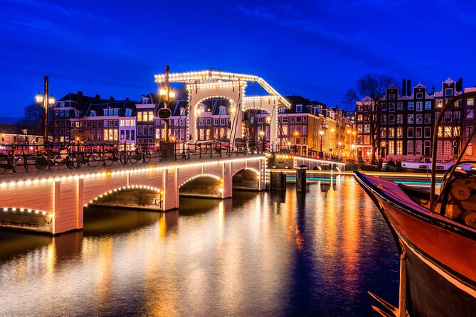 Romantic Amsterdam: Fairytale or Tragedy? Self-Guided PuzzleQuest - Staalmeestersbrug and the pleasure of a small detour