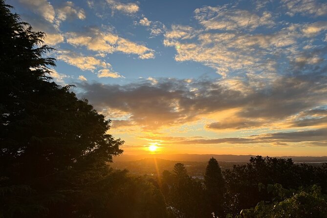 Romantic Auckland Sunset tour with Winery & Thermal pool - Three Auckland pleasures in one six-hour evening