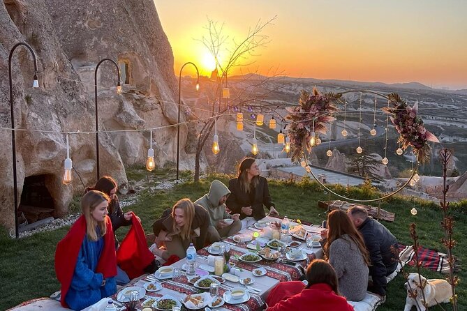 Romantic Cappadocia Sunset Dinner and Wine - What arrives at the table