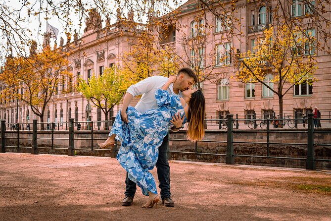 Romantic Couple Photoshoot in the Heart of Berlin - How to prepare for better photographs