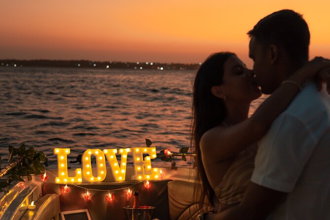 Romantic Date Night in the Bay of Cartagena - Practical planning for a smooth date night