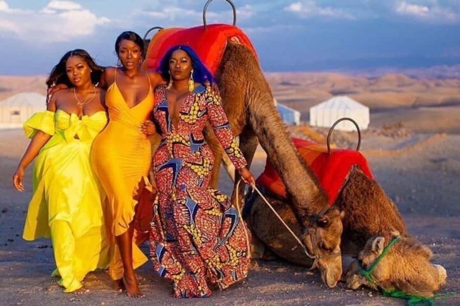 Romantic Dinner & Camel Ride In Agafay Desert - What Agafay feels like at sunset