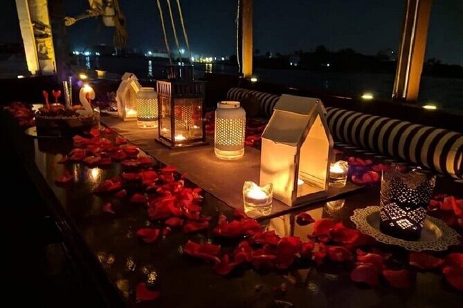 Romantic Dinner Cruise in Cairo Nile for Couples (Luxury) - Two hours on the Nile aboard a luxury felucca