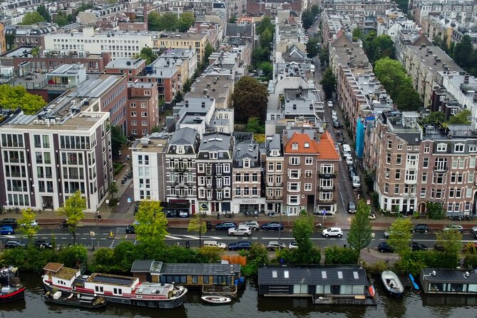 Romantic Dinner in the Dark Amsterdam - Service from staff who work without sight