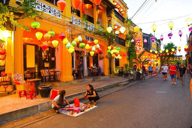 Romantic Dinning On The Bamboo Raft - Key things to know before you book