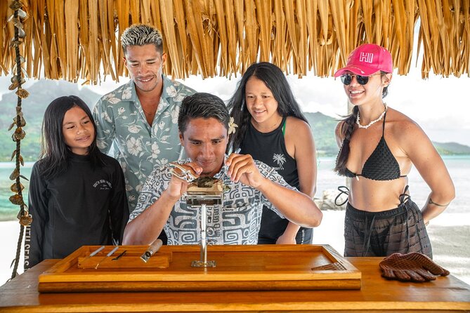 Romantic dive in the lagoon of Bora Bora. Private instructor on a shared boat - Weather, scheduling, and cancellation