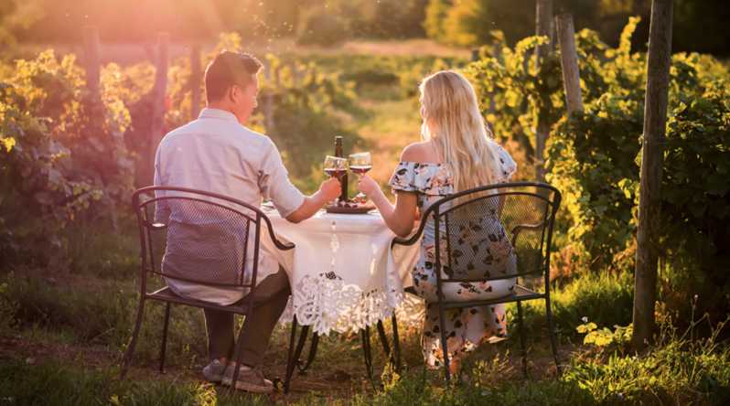 Romantic Escape in Tuscany with Overnight and Wine Tasting - Key points to know before booking