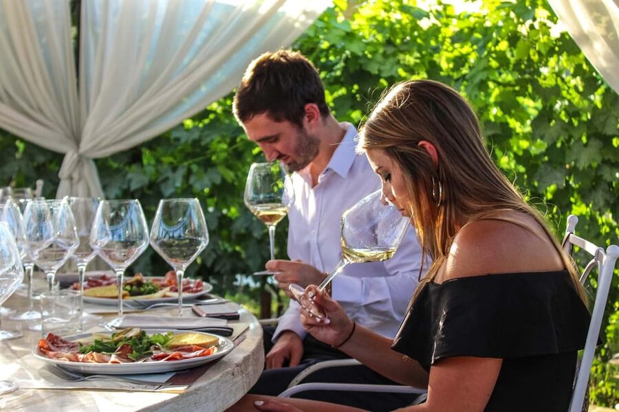 Romantic Escape in Tuscany with Overnight and Wine Tasting - Why the $133.11 price can make sense