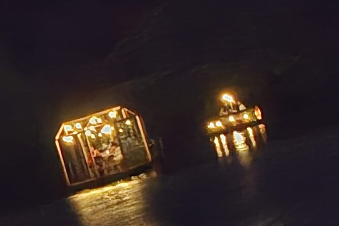 Romantic Floating Picnic Experience - Personal details that make the evening feel special
