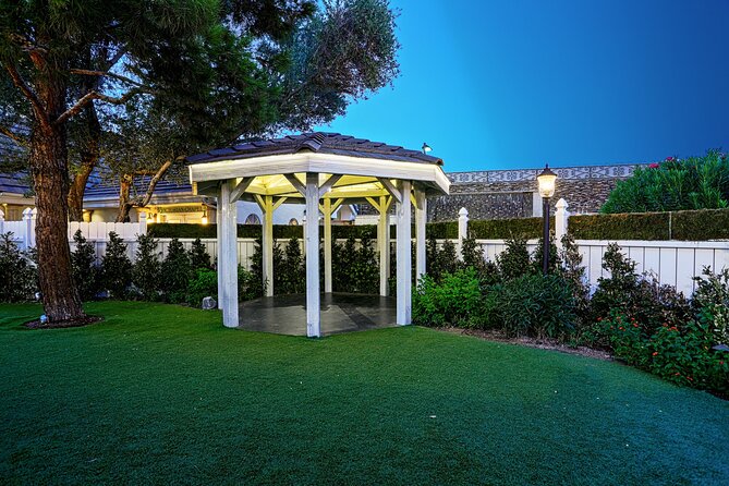 Romantic Las Vegas Wedding Package - What happens when you arrive