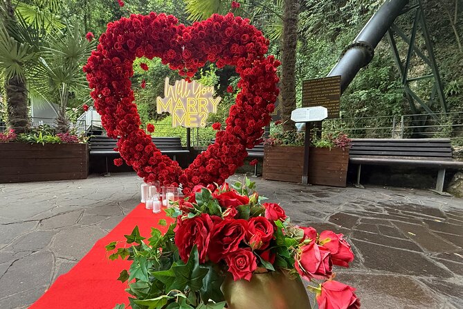 Romantic Marriage Proposal Experience in Lake Garda - Dinner by the lake after the proposal