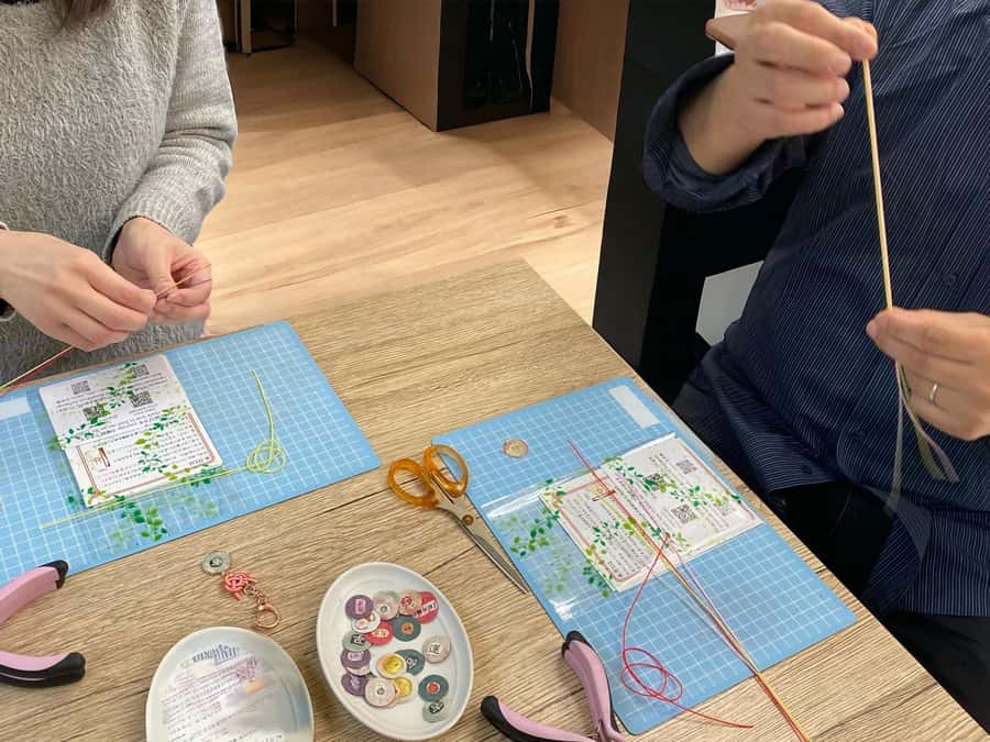 Romantic Mizuhiki Knot and Omikuji Washi Charm Workshop Ueno - Who will enjoy this workshop most?