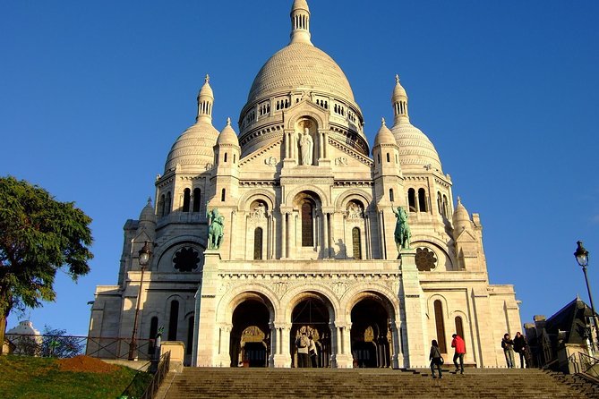 Romantic Montmartre: Paris Lost Lovers Exploration Game and Tour - Cancellation, timing, and basic booking details
