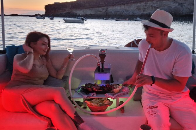 Romantic night ocean boat trip for 2 - Leaving Puerto Colón at 8 p.m.