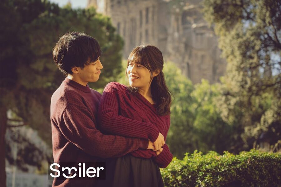 Romantic Photoshoot Experience for Couples in Barcelona - The $68 price and what it really covers