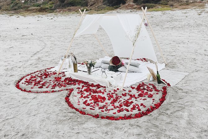 Romantic Picnic by the beach - Afternoon or evening: choosing the better time