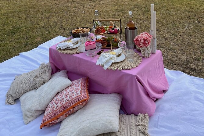 Romantic Picnic - How this fits into a Barcelona trip