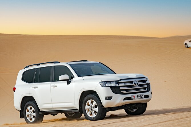 Romantic Private Dune Dinner Abu Dhabi - Stargazing under the desert sky