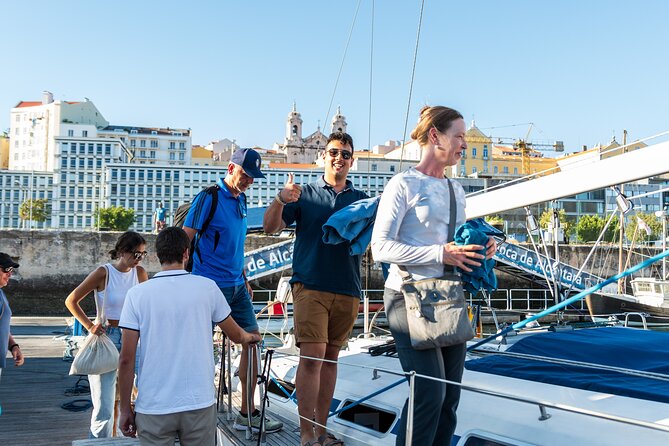 Romantic Private Sailboat in Lisbon for couples - Choosing a departure time