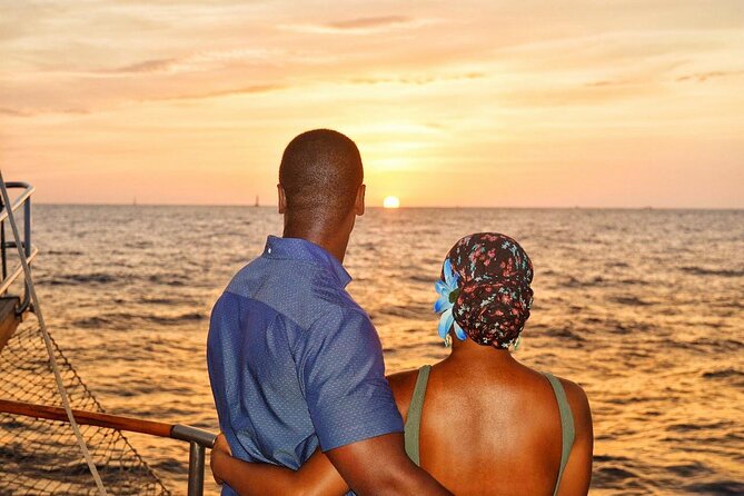 Romantic Sailboat Sunset: Live Music, Premium Bar & Dinner -Cabos - Is $272.90 a Good Value?