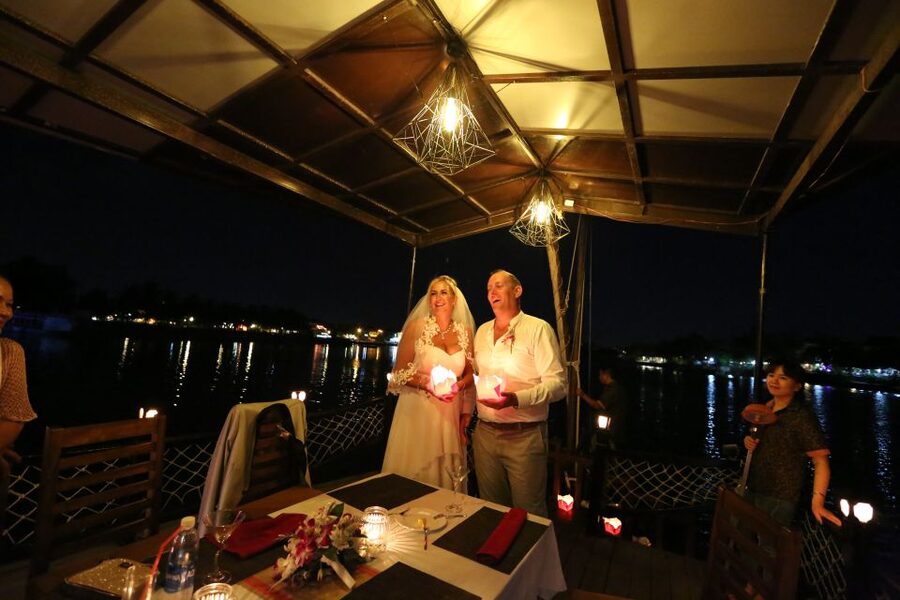 Romantic Sunset Dinner Cruise in Hoi An - Who will enjoy this most?