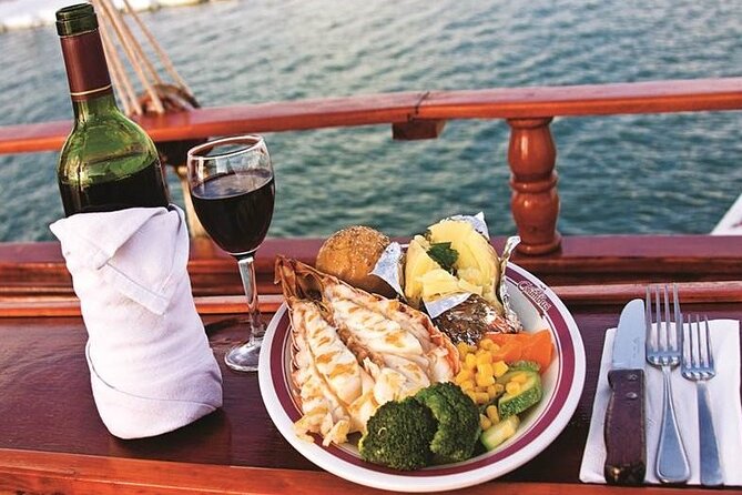 Romantic Sunset Dinner Cruising Experience - The saxophone, dancing, and overall mood